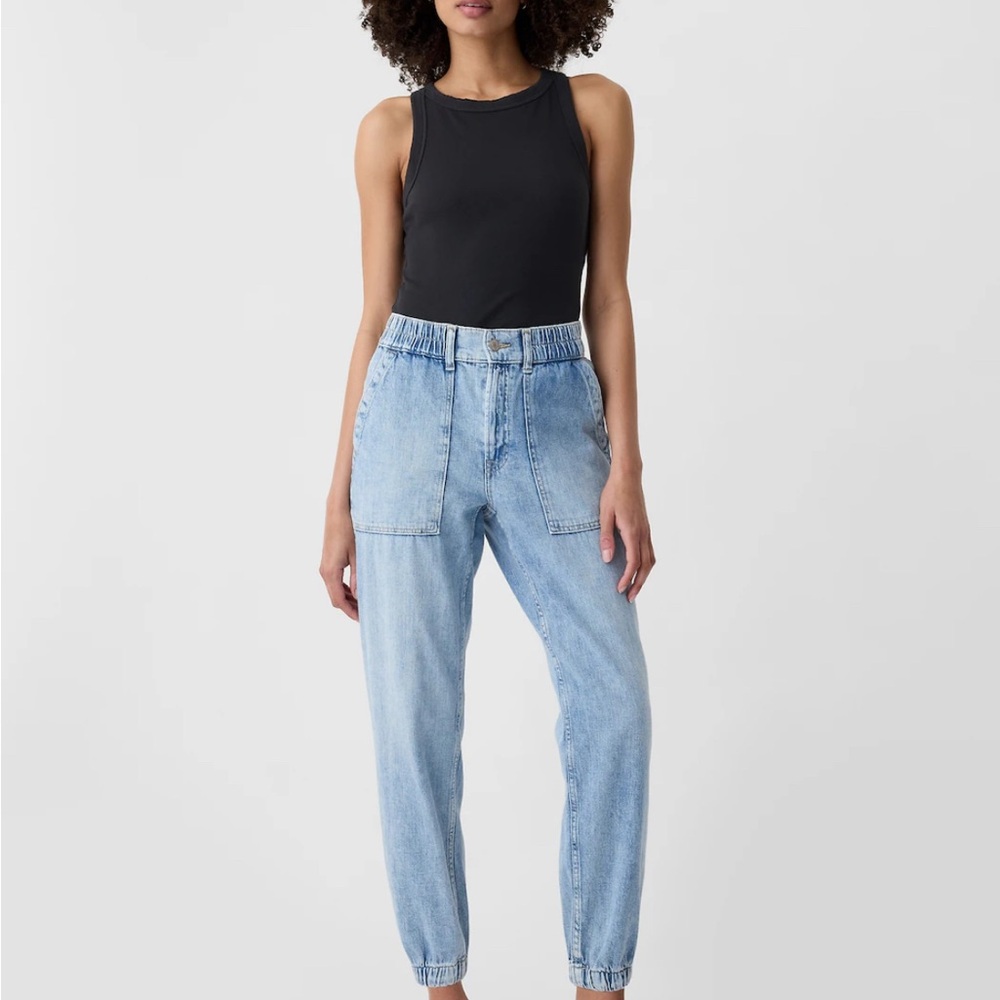 Women's Light Blue Denim Jeans